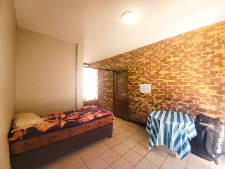 1 Bedroom Property for Sale in Dassie Rand North West